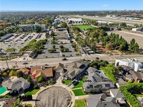 12317 Navy Street, Los Angeles CA 90066