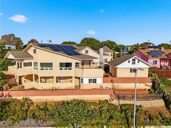 12317 Navy Street, Los Angeles CA 90066