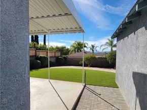 10563 Las Lunitas, Tujunga CA 91042