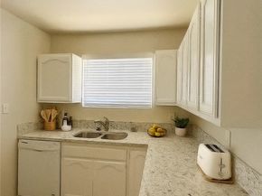 10563 Las Lunitas, Tujunga CA 91042