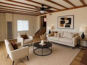 10563 Las Lunitas, Tujunga CA 91042