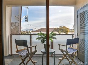 3025 Byron Street 201, San Diego CA 92106