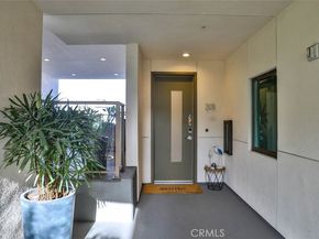 3025 Byron Street 201, San Diego CA 92106