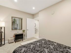 3025 Byron Street 201, San Diego CA 92106