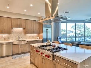 3025 Byron Street 201, San Diego CA 92106