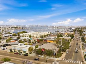 3025 Byron Street 201, San Diego CA 92106