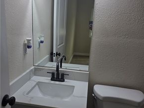 6001 4th Avenue, Los Angeles CA 90043
