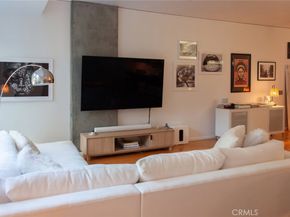 1155 S Grand 307, Los Angeles CA 90015