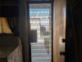 975 E 43RD Street PLACE, Los Angeles CA 90011