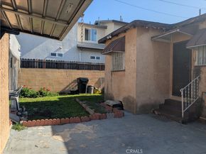 975 E 43RD Street PLACE, Los Angeles CA 90011