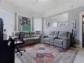 2208 Toberman Street, Los Angeles CA 90007