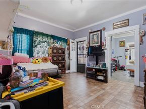 2208 Toberman Street, Los Angeles CA 90007