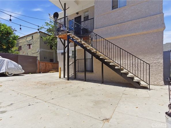 2208 Toberman Street, Los Angeles CA 90007