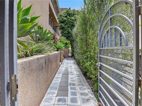 10626 Holman Ave #1B, Los Angeles CA 90024