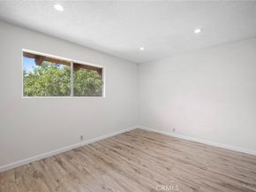 251 W Dryden Street 16, Glendale CA 91202