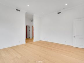 10050 Olivia Ter, Sun Valley CA 91352