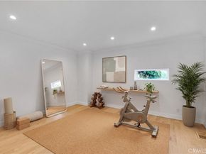 10050 Olivia Ter, Sun Valley CA 91352