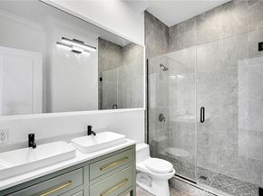10050 Olivia Ter, Sun Valley CA 91352