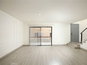 10214 Samoa 25, Tujunga CA 91042