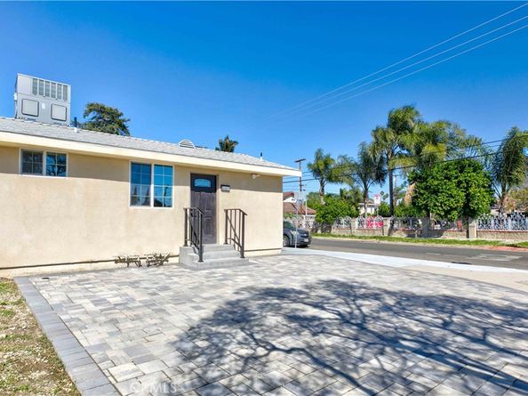 8401 Kester, Panorama City CA 91402