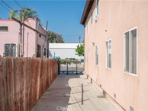 124 E. 54th Street, Los Angeles CA 90011