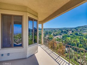 2828 Far View Lane, West Covina CA 91791