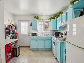 5810 Denny Avenue, North Hollywood CA 91601
