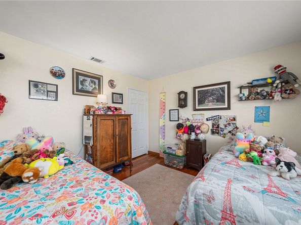 2421 Cliff Road, Upland CA 91784