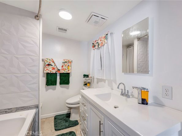 269 E 69th, Long Beach CA 90805