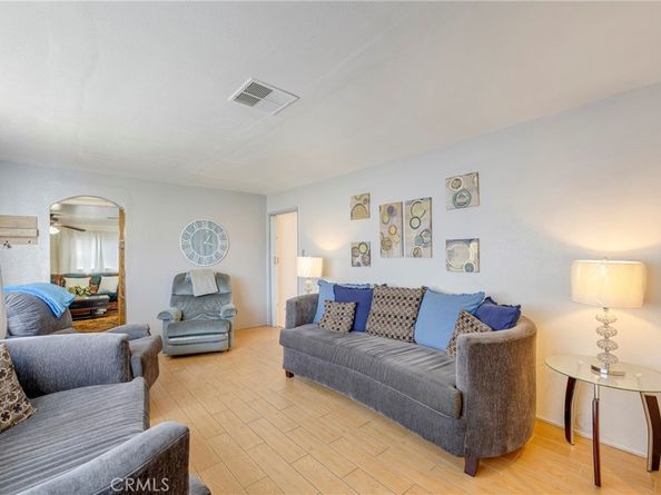 269 E 69th, Long Beach CA 90805
