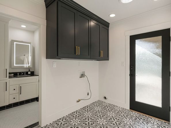 19022 W Leadora Avenue, Glendora CA 91741