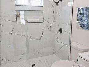 7040 3rd, Los Angeles CA 90043