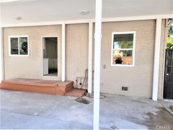 7040 3rd, Los Angeles CA 90043