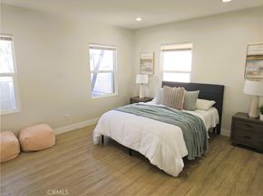 7040 3rd, Los Angeles CA 90043