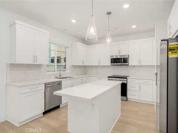 429 Willow Run Lane, Carson CA 90745