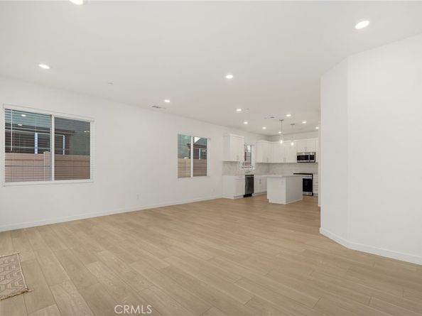 429 Willow Run Lane, Carson CA 90745