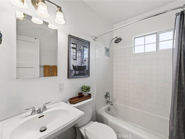 645 N Eighth Avenue, Upland CA 91786