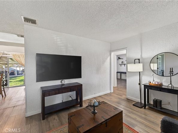 645 N Eighth Avenue, Upland CA 91786