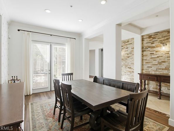 26161 Wyndemere Court, Escondido CA 92026