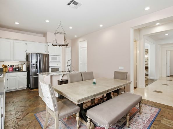 26161 Wyndemere Court, Escondido CA 92026