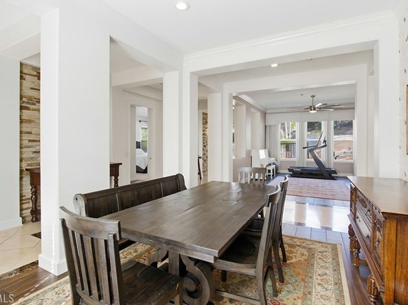 26161 Wyndemere Court, Escondido CA 92026