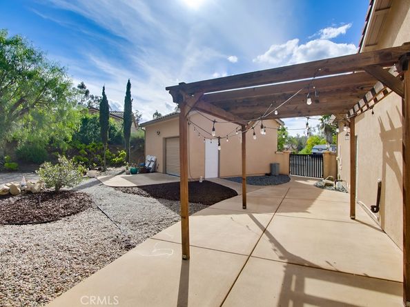 26161 Wyndemere Court, Escondido CA 92026