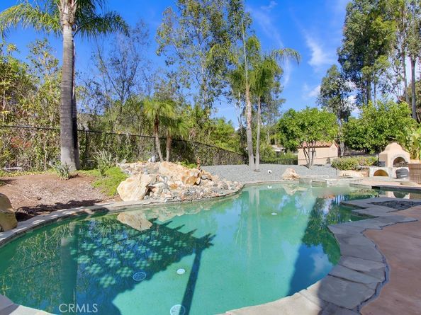 26161 Wyndemere Court, Escondido CA 92026