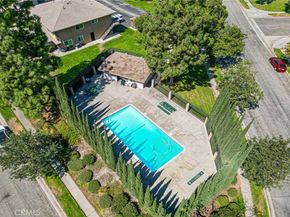 978 W Calle Del Sol 2, Azusa CA 91702