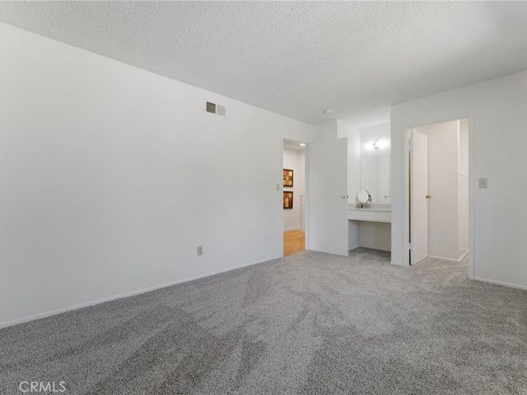 978 W Calle Del Sol 2, Azusa CA 91702