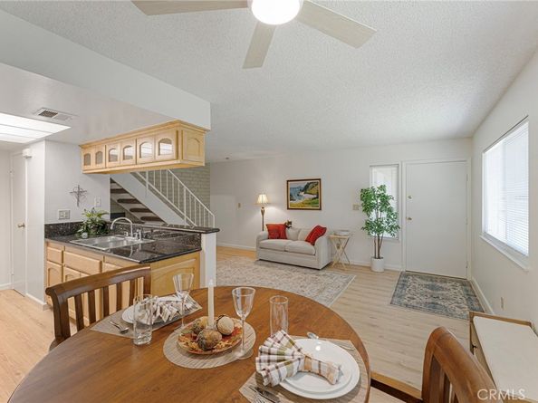 978 W Calle Del Sol 2, Azusa CA 91702