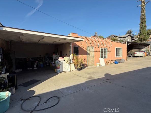 962 N Ditman, Los Angeles CA 90063