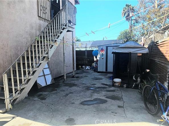 1715 E 70th, Los Angeles CA 90001