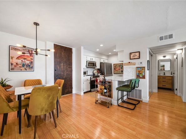 1140 E Ocean Boulevard 220, Long Beach CA 90802