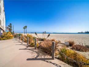 1140 E Ocean Boulevard 220, Long Beach CA 90802